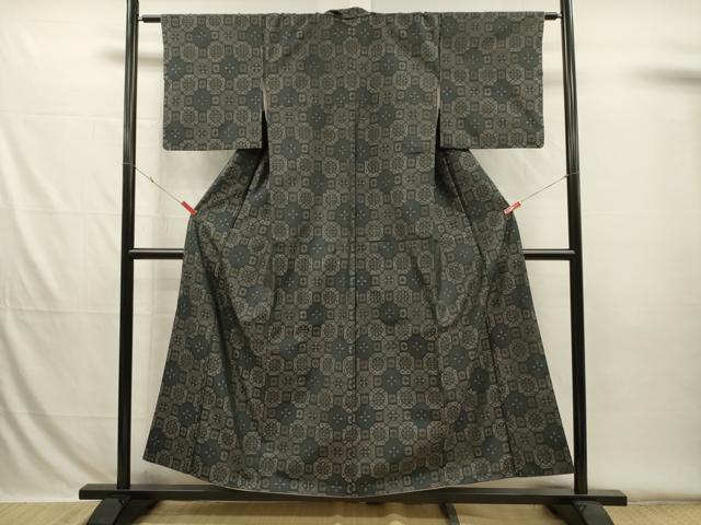 平和屋着物■本場大島紬 蜀江花文 正絹 逸品 DABH5760ya
