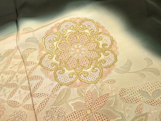平和屋着物▼中国三大刺繍 スワトウ刺繍 汕頭刺繍 総刺繍 黒留袖 正倉院道長花文 暈し染 金銀彩 正絹 逸品 DABH7723fe