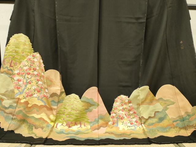 平和屋着物●東京手描友禅 安達雅一 黒留袖 駒刺繍 重ね山橘文 金彩 上代170万 仮絵羽 正絹 逸品 未使用 DABH7942fe
