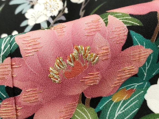 平和屋着物■谷崎潤一郎の世界 黒留袖 刺繍 貝桶花車文 暈し染め 金彩 ロング丈 正絹 逸品 DABH8943qa