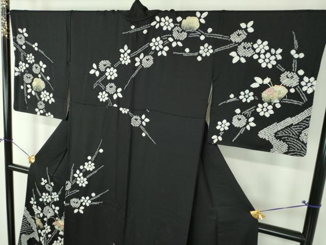 平和屋着物●訪問着 刺繍 絞り 草花文 黒地 金彩 正絹 逸品 DABH9167ps