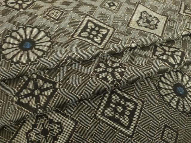 平和屋着物●本場大島紬 龍郷絣 花菱文 正絹 逸品 DABH9185ps