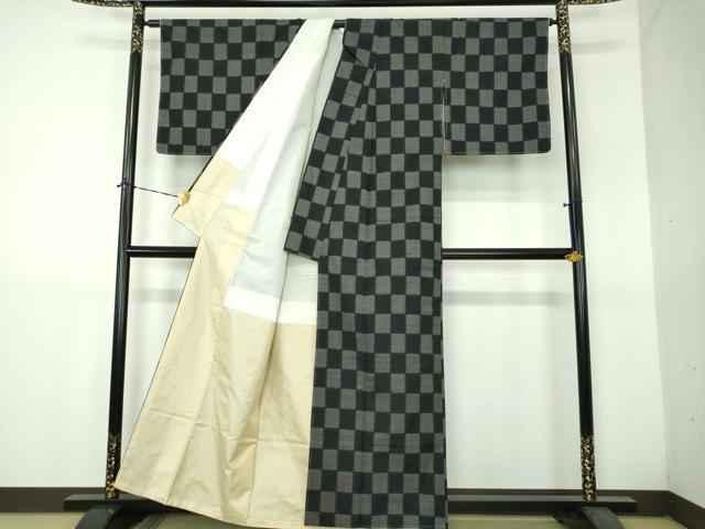 平和屋着物●上質な紬 市松亀甲柄 黒地 正絹 逸品 DABH9237ps