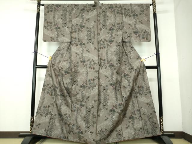 平和屋着物●本場大島紬 9マルキ 舞蝶花文 正絹 逸品 未使用 DABH9251ps