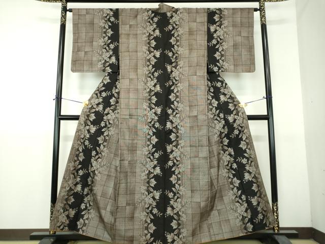 平和屋着物●本場大島紬 9マルキ 古代染色純泥染 草花間道 西恵子作 証紙付き 正絹 逸品 DABH9302ps