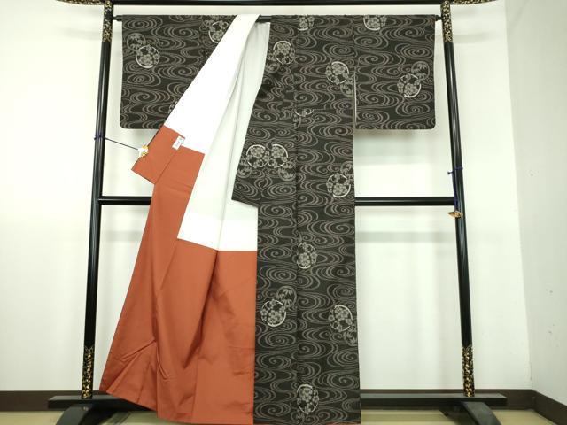 平和屋着物●本場大島紬 7マルキ 総絣 流水笹梅丸文 正絹 逸品 DABH9743ps