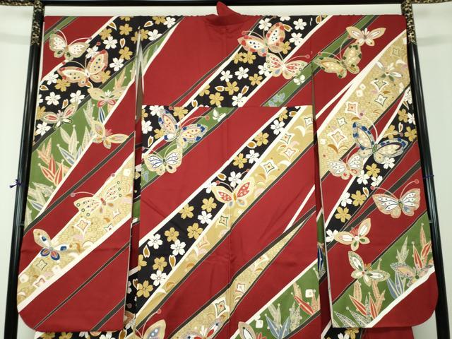 平和屋着物●豪華振袖 駒刺繍 舞蝶花文 金彩 正絹 逸品 DABH9874ps