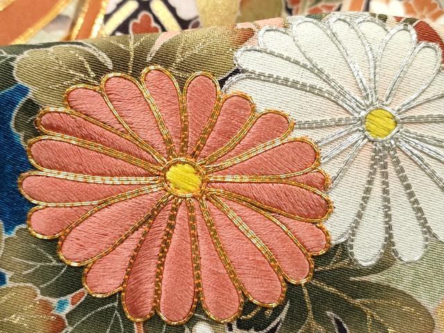 平和屋着物■豪華黒留袖 作家物 駒刺繍 束ね熨斗花松文 暈し染め 金銀彩 正絹 逸品 DABI1727qa