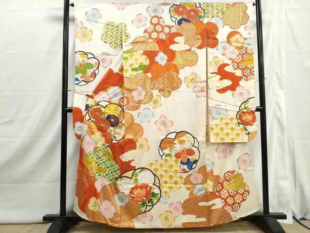 平和屋着物■豪華振袖 駒刺繍 吉祥舞花文 金彩 正絹 逸品 DABI1913qa