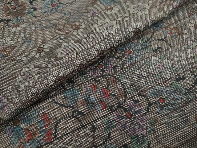 平和屋着物●本場大島紬 9マルキ エ霞花唐草文 正絹 逸品 DABI2431ud