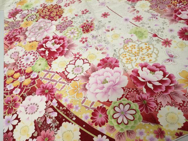 平和屋着物●豪華振袖 花蝶文 暈し染め 金銀彩 銀通し地 正絹 逸品 DABI2586ud