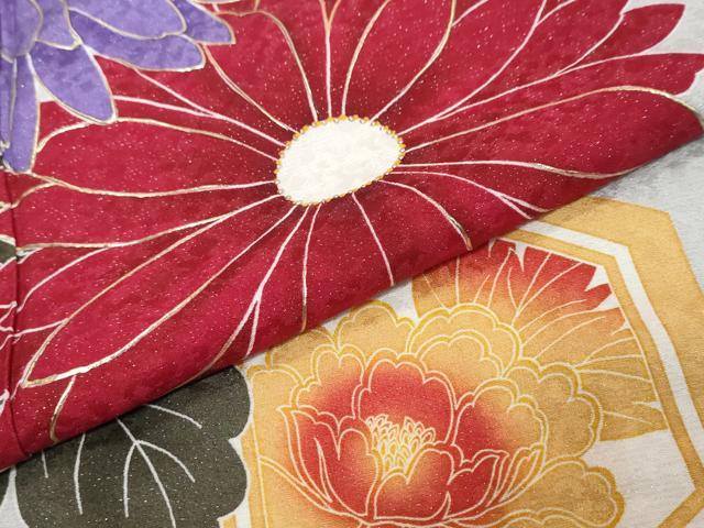 平和屋着物●豪華振袖 作家物 亀甲花文 金彩 銀通し地 正絹 逸品 DABI2599ud