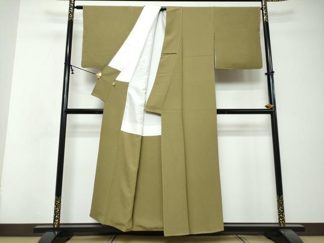 平和屋着物●上質な色無地 黄海松茶色 正絹 逸品 未使用 DABI2737ud