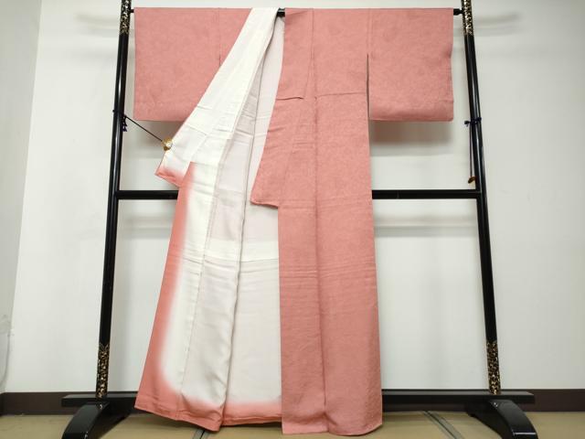 平和屋着物●上質な色無地 更紗花唐草地紋 甚三紅色 正絹 逸品 DABI2928ud