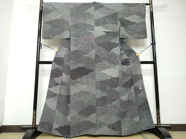 平和屋着物●伝統工芸師 服部光擴 江戸小紋 百柄 黒地 正絹 逸品 DABI2966ud