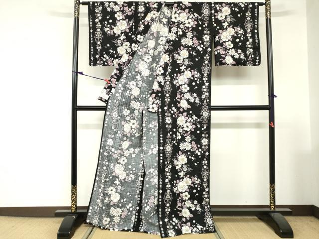 平和屋着物∴夏物 浴衣 松田聖子 SEIKOMATSUDA 草花文 黒地 金彩 綿 逸品 DABI3135cd