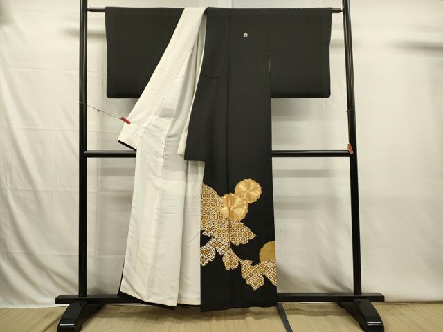 平和屋着物■豪華黒留袖 駒刺繍 吉祥菊文 金彩 小田急百貨店扱い 正絹 逸品 DABI3775ya