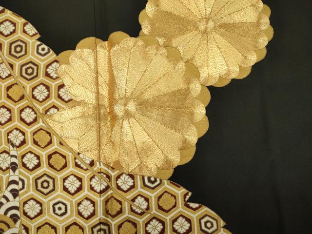 平和屋着物■豪華黒留袖 駒刺繍 吉祥菊文 金彩 小田急百貨店扱い 正絹 逸品 DABI3775ya