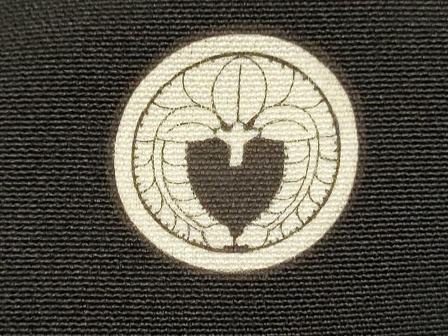 平和屋着物■豪華黒留袖 駒刺繍 吉祥菊文 金彩 小田急百貨店扱い 正絹 逸品 DABI3775ya
