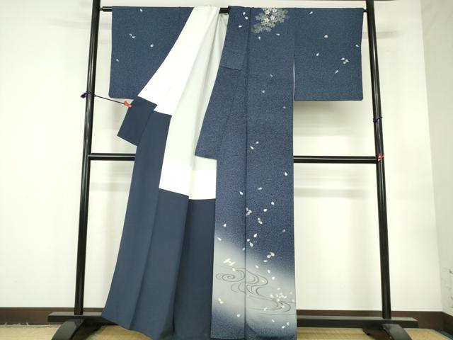 平和屋着物●訪問着 駒刺繍 流水舞桜文 暈し染め 銀彩 正絹 逸品 DABI5286op