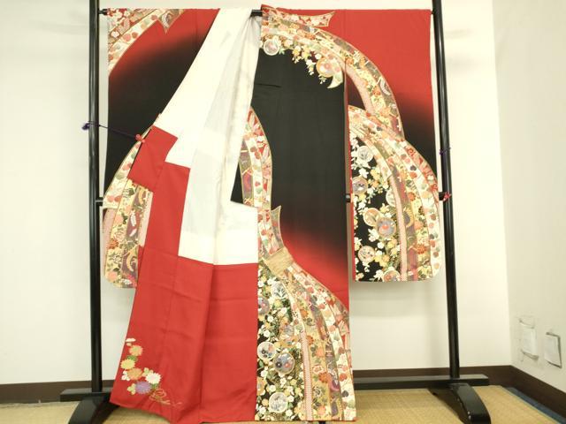 平和屋着物●豪華振袖 束ね熨斗花文 暈し染め 黒地 金彩 正絹 逸品 DABI5961op