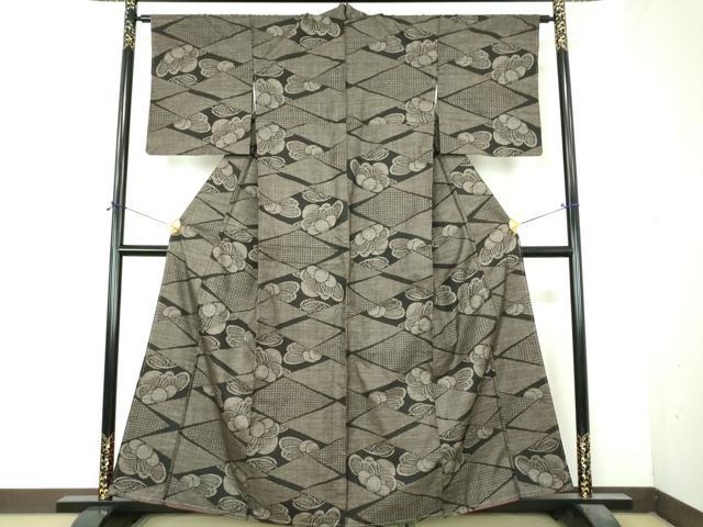 平和屋着物●本場大島紬 7マルキ 花菱文 正絹 逸品 未使用 DABI6388ps