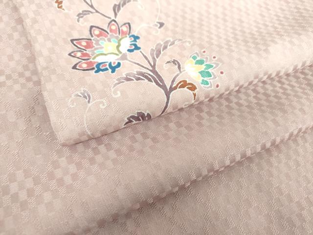 平和屋着物●上質な色無地 ワンポイント 市松地紋 更紗花文 灰桜色 正絹 逸品 未使用 DABI6647ps