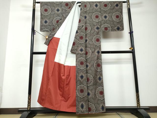 平和屋着物●本場大島紬 龍郷絣 花菱文 正絹 逸品 未使用 DABI9006ud