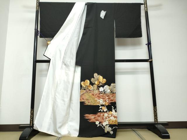 平和屋着物●豪華黒留袖 作家物 駒刺繍 流水草花文 金彩 正絹 逸品 DABI9016ud