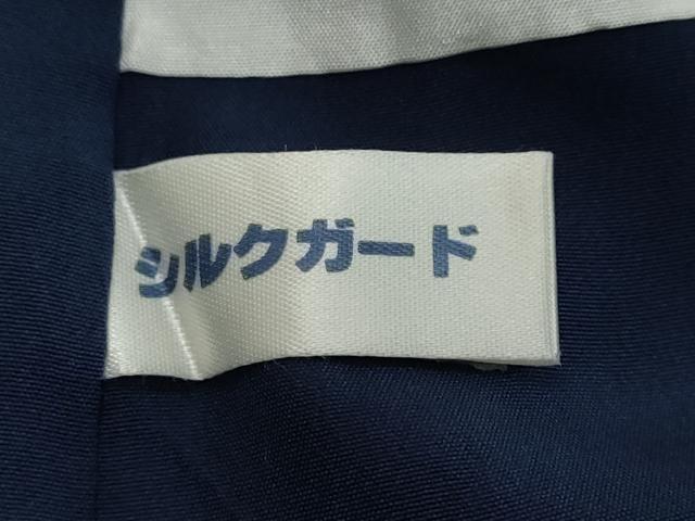 平和屋着物●上質な小紋 藍 型染め 流水草花籬文 鬼しぼ縮緬 正絹 逸品 DABI9026ud