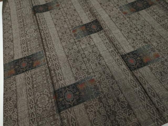 平和屋着物●本場大島紬 9マルキ 古代染色純泥染 横段草花文 大島紬織物謹製 証紙付き 正絹 逸品 DABI9088ud