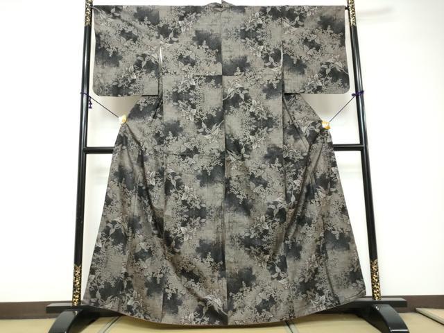 平和屋着物●本場大島紬 9マルキ 総絣 草花文 正絹 逸品 DABI9204ud
