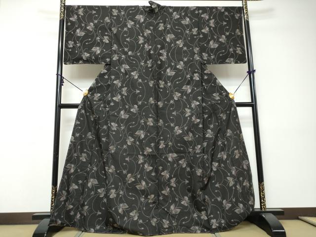 平和屋着物●本場大島紬 7マルキ 舞蝶文 正絹 逸品 DABI9400ud