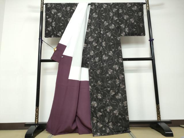 平和屋着物●本場大島紬 7マルキ 舞蝶文 正絹 逸品 DABI9400ud