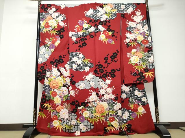 平和屋着物●豪華振袖 駒刺繍 手毬草花文 金彩 正絹 逸品 DABI9443ud
