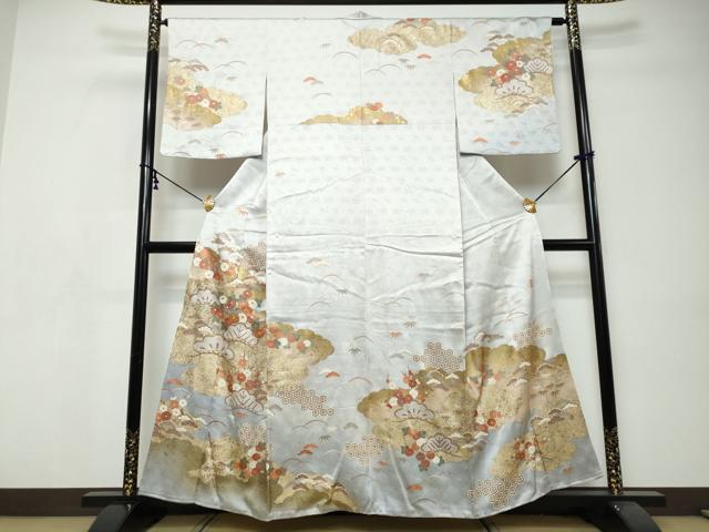 平和屋着物●訪問着 作家物 駒刺繍 雲取り吉祥草花文 金彩 正絹 逸品 DABI9483ud