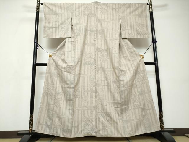 平和屋着物●本場結城紬 重要無形文化財 80亀甲 吉祥文 正絹 逸品 DABI9519ud