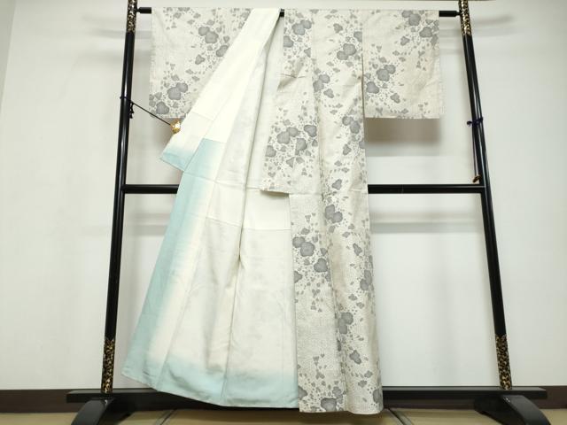 平和屋着物●本場大島紬 白大島 草花文 正絹 逸品 DABI9720ud