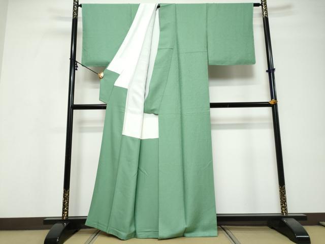 平和屋着物●上質な色無地 特選草木染 紋意匠 若竹色 反端付き 正絹 逸品 DABI9779ud