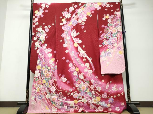 平和屋着物●豪華振袖 駒刺繍 熨斗吉祥草花文 暈し染め 金通し地 正絹 逸品 DABI9873ud