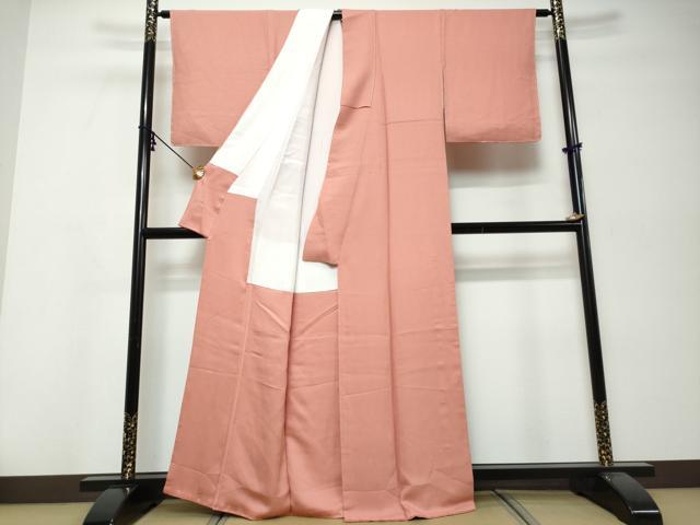 平和屋着物●上質な色無地 霞地紋 退紅色 正絹 逸品 未使用 DABI9963ud