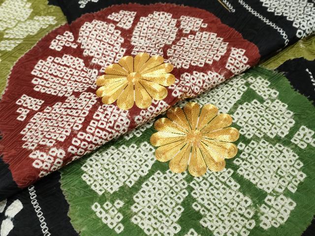 平和屋着物●豪華振袖 総絞り 駒刺繍 立波舞花文 黒地 金彩 正絹 逸品 DABI9982ud