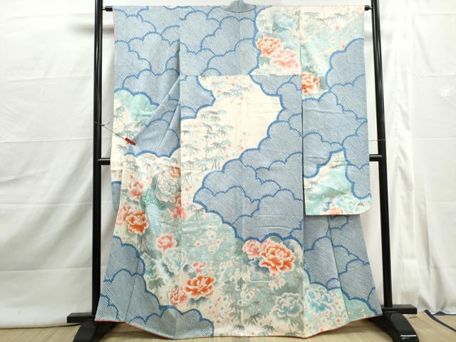 平和屋着物■豪華振袖 駒刺繍 絞り 孔雀花文 牡丹 暈し染め 銀彩 正絹 逸品 DABJ0015qa
