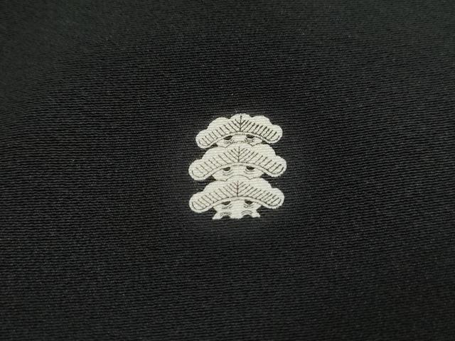 平和屋着物■豪華黒留袖 駒刺繍 地紙飛鶴花松文 牡丹 金銀彩 正絹 逸品 DABJ0171qa