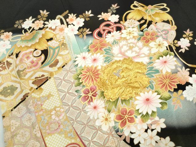 平和屋着物■豪華黒留袖 駒刺繍 几帳花文 牡丹 宝尽くし 暈し染め 金彩 正絹 逸品 DABJ0415qa