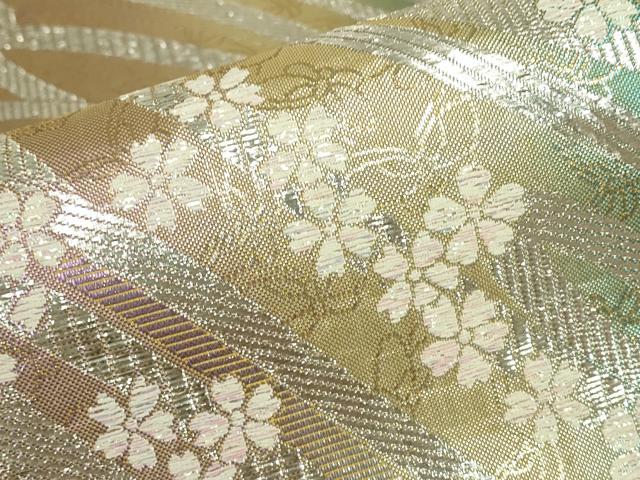 平和屋着物▼六通柄袋帯 舞蝶花文 銀糸 正絹 逸品 DABJ1892az