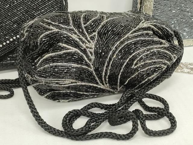 平和屋着物▼和装小物 和装バッグまとめて3点 ハンドバッグ ビーズバッグ ポシェット 総ビーズ ラインストーン 黒色 逸品 DABJ2444xg