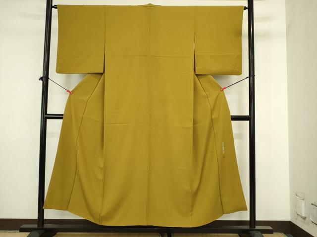 平和屋着物■染色作家 草野一騎監修 色無地 菜種油色 正絹 逸品 DABJ2896ya