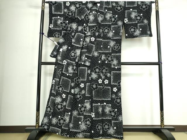 平和屋着物∴夏物 浴衣 有松鳴海絞り 色紙舞桜文 黒地 綿 逸品 DABJ4243cd