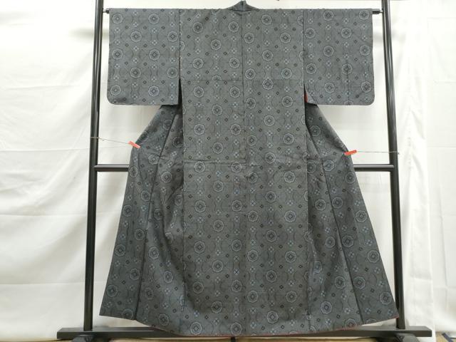 平和屋着物■アンティーク大島 本場大島紬 7マルキ 舞花菱文 正絹 逸品 DABJ5439qa